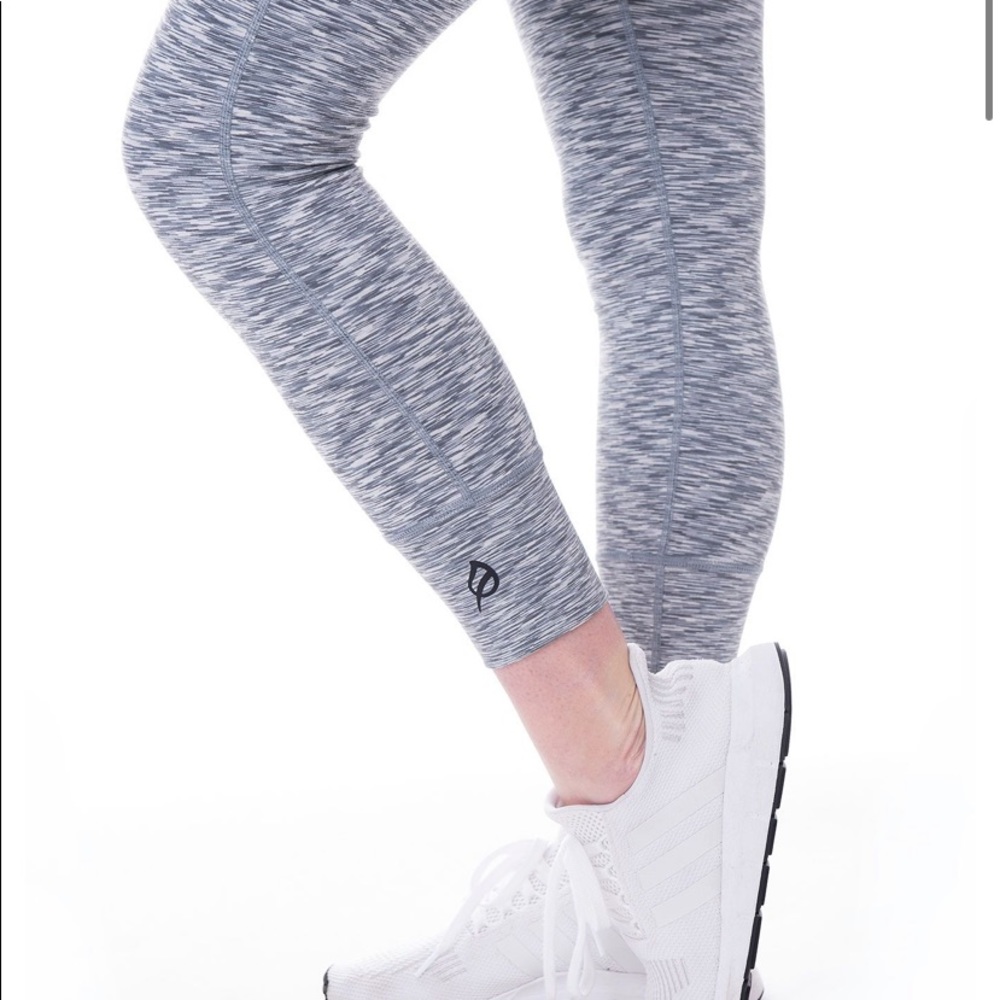 Ptula leggings worn 1x